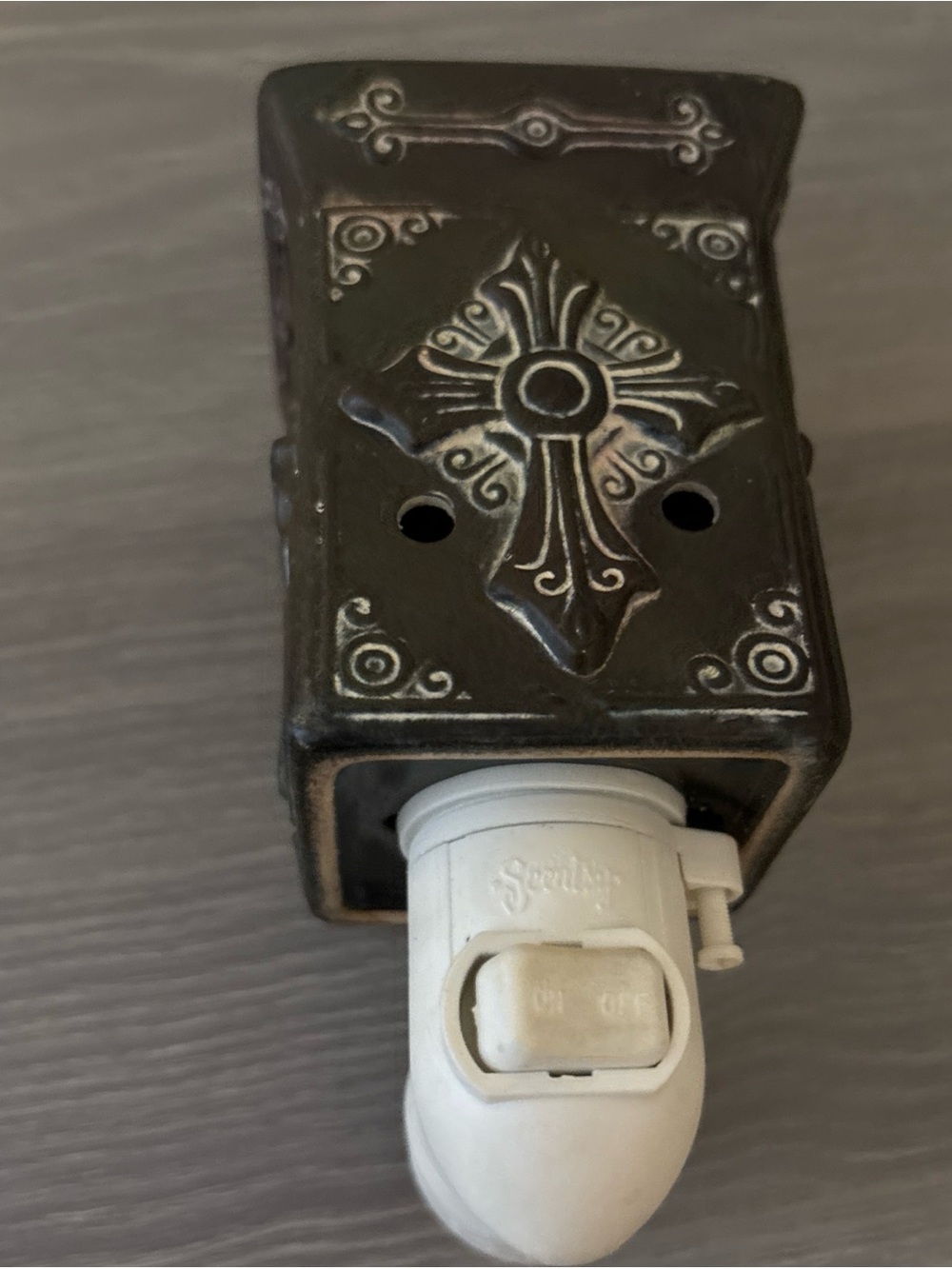 Scentsy Dark Bronze Decorative Plug-In Warmer